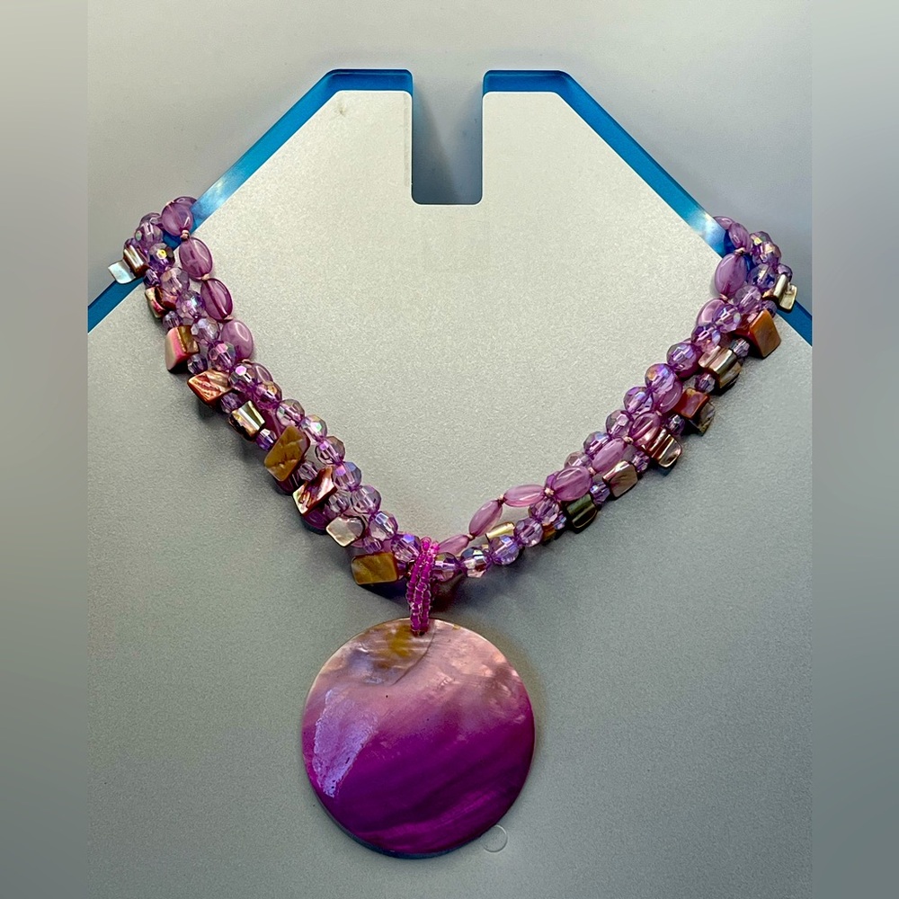 Beautiful Lavender Shell Necklace